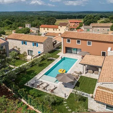 Casa Baratto Villa